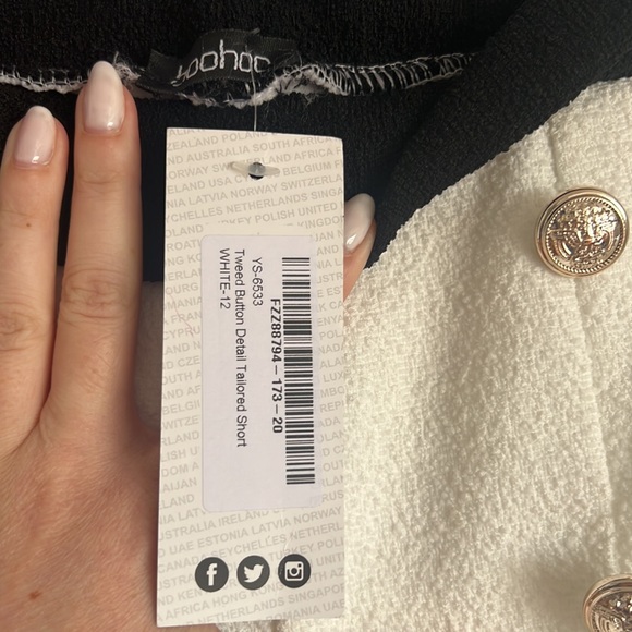 Tweed Shorts - Picture 3 of 3